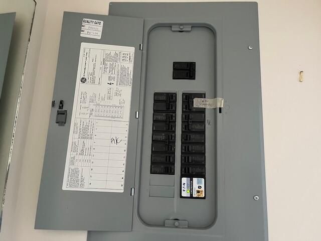 2895 Crosley Drive W, Unit I, West Palm Beach, FL 33415 Photo