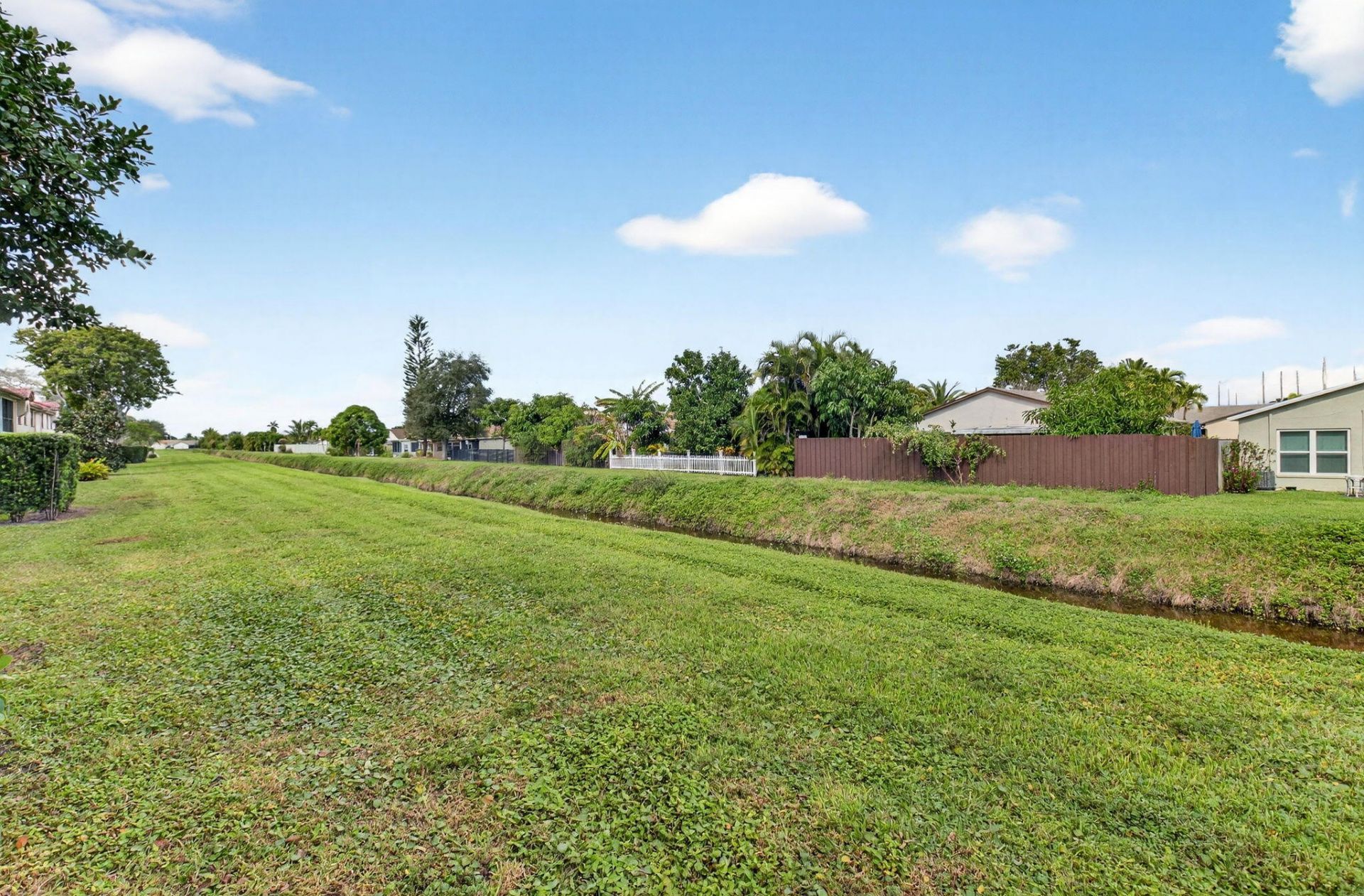 5195 Europa Drive, Unit L, Boynton Beach, FL 33437 Photo