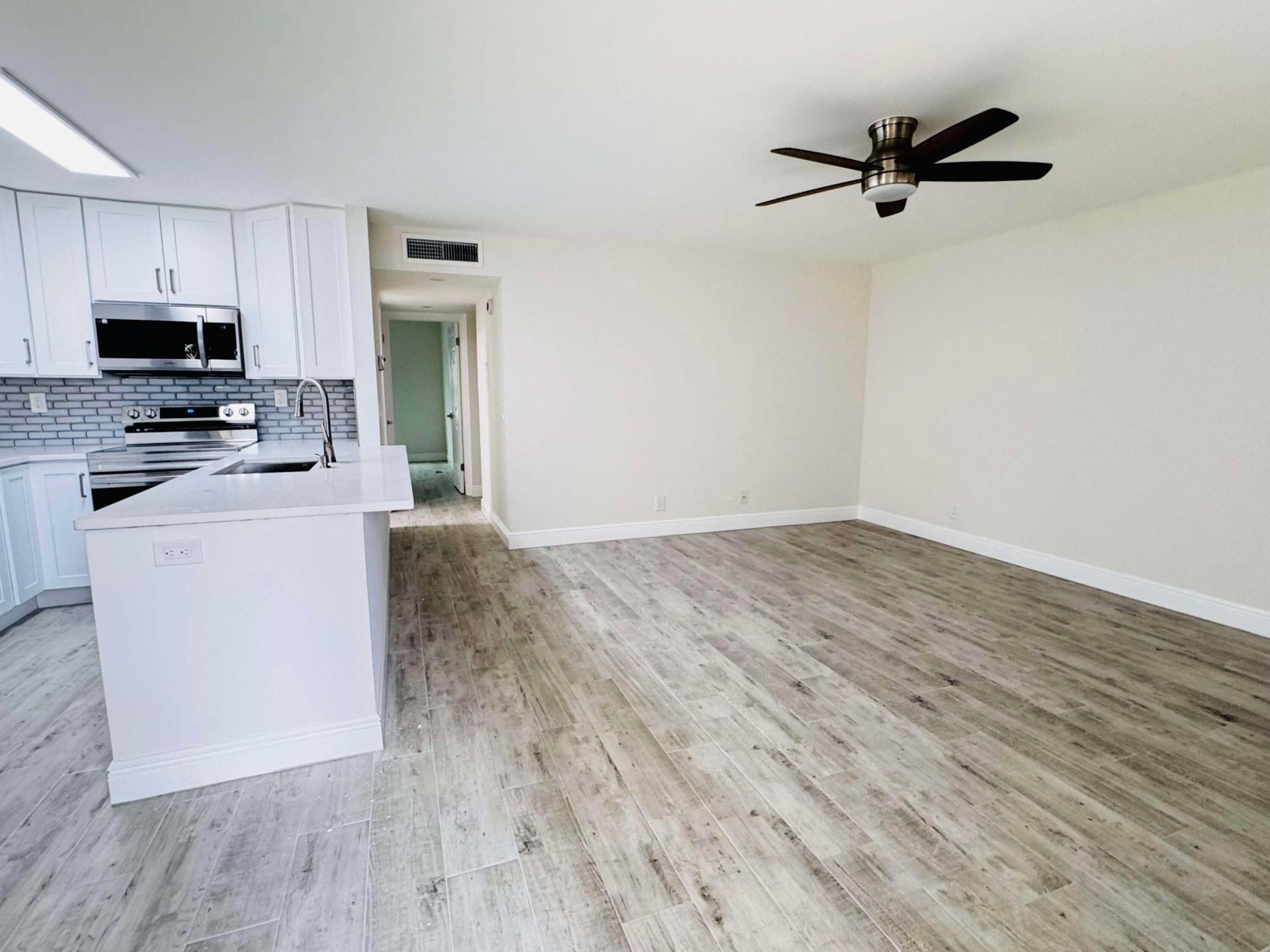 293 Flanders G, Delray Beach, FL 33484 Photo