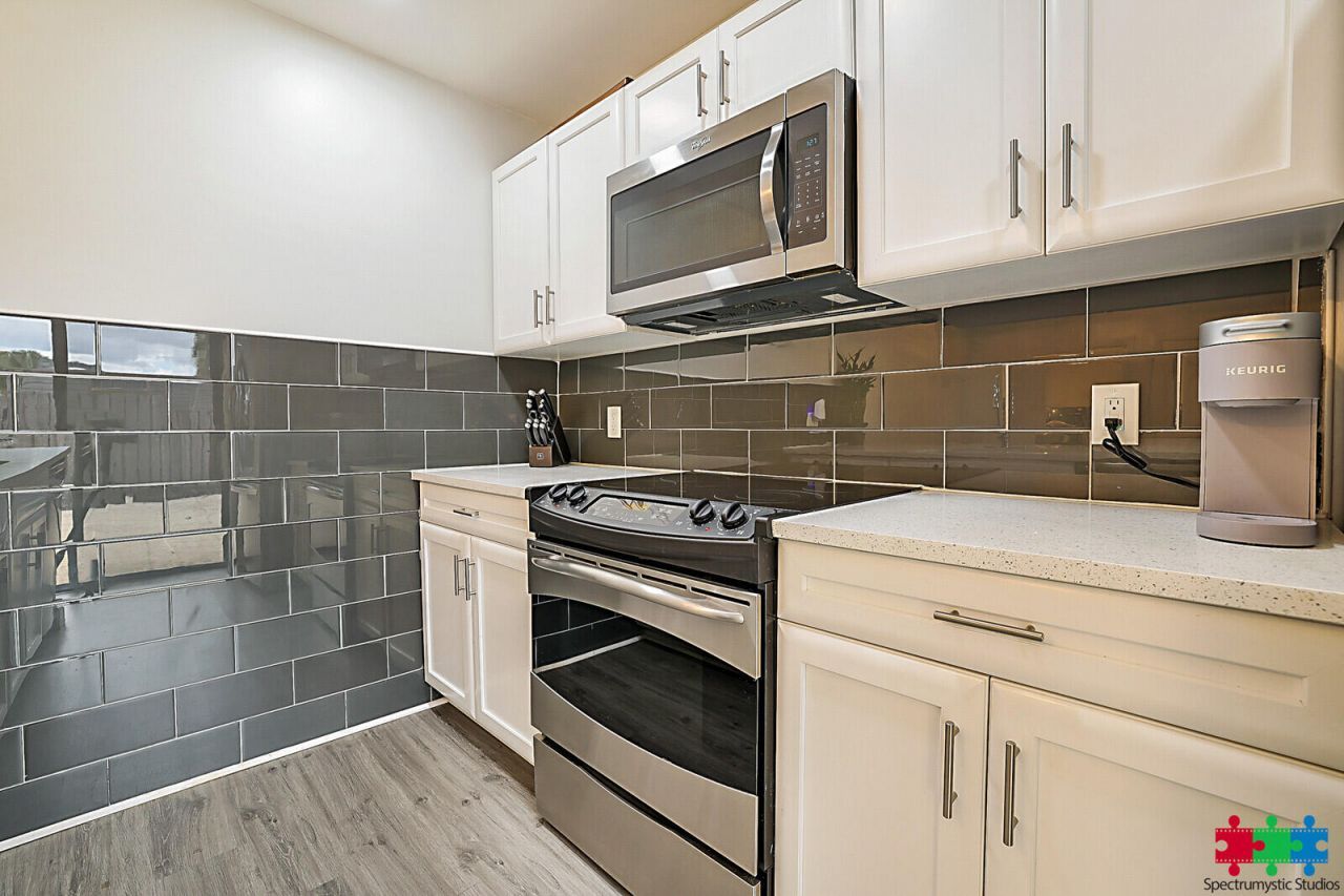 1704 17th Way, West Palm Beach, FL 33407 Photo