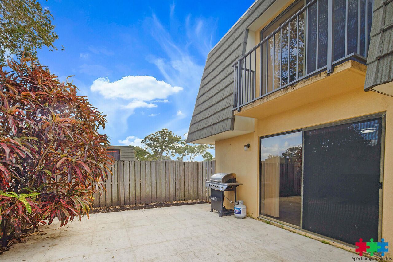 1704 17th Way, West Palm Beach, FL 33407 Photo