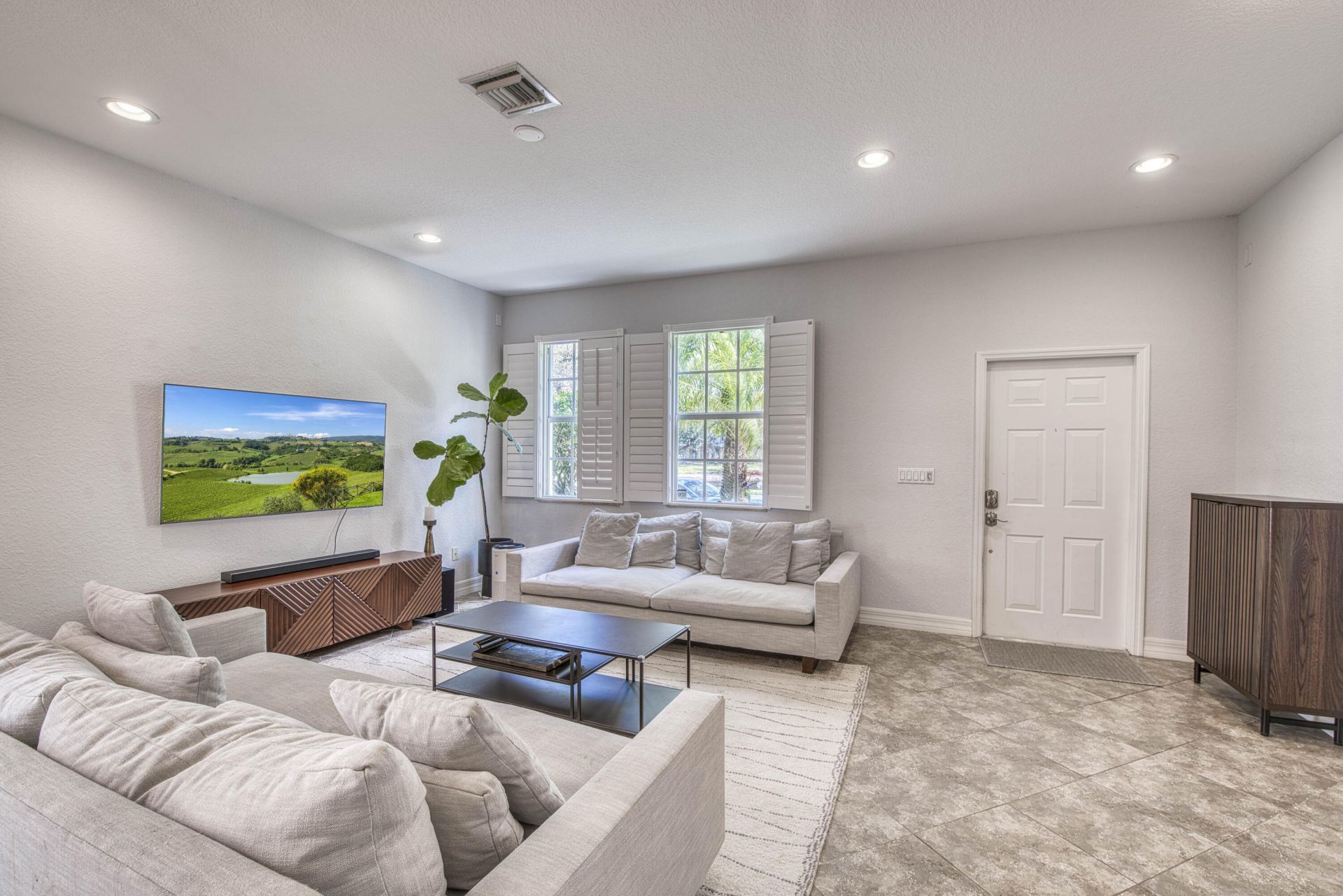 120 W Thatch Palm Circle, Jupiter, FL 33458 Photo