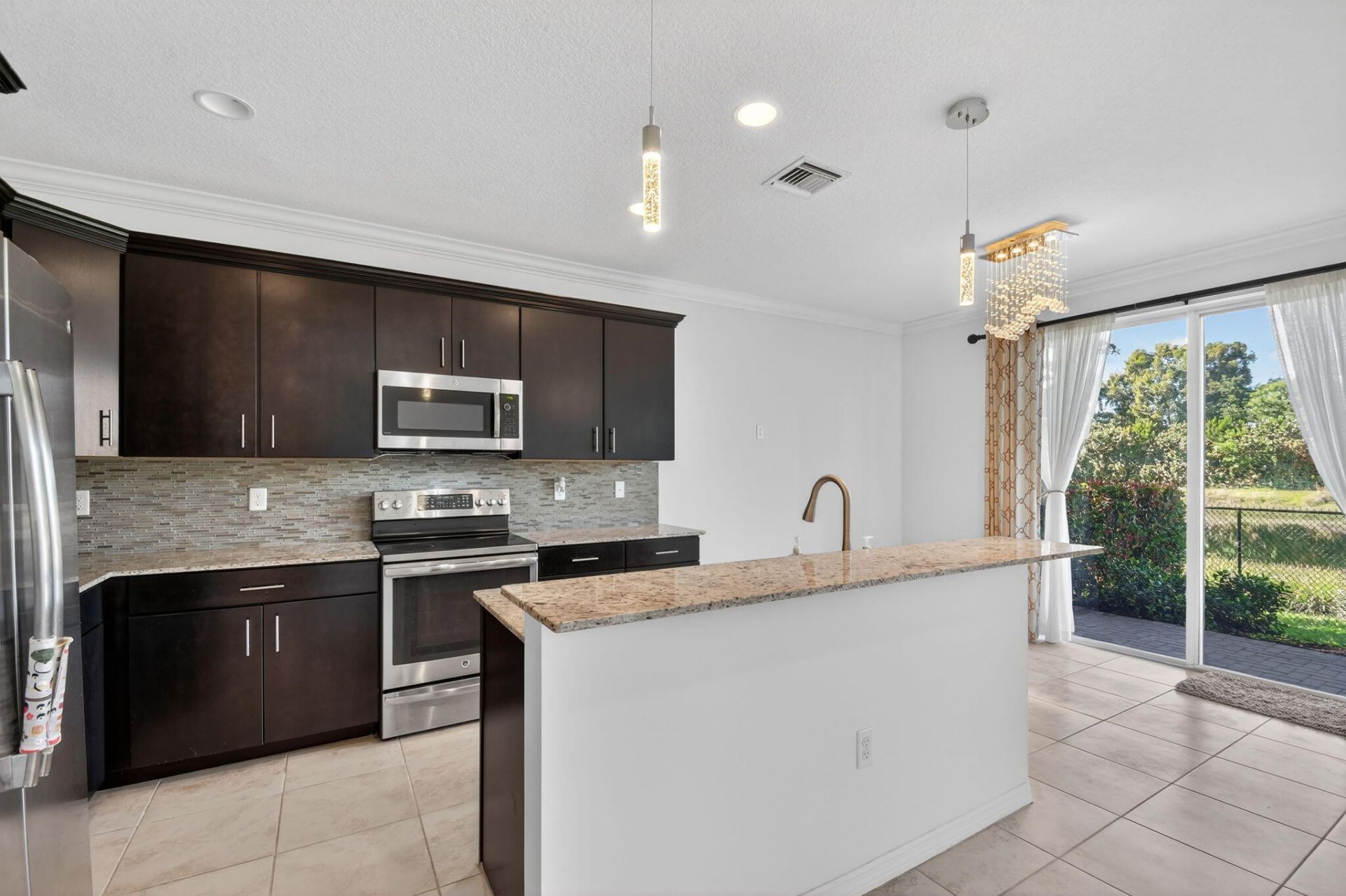 4545 Tara Cove Way, West Palm Beach, FL 33417 Photo