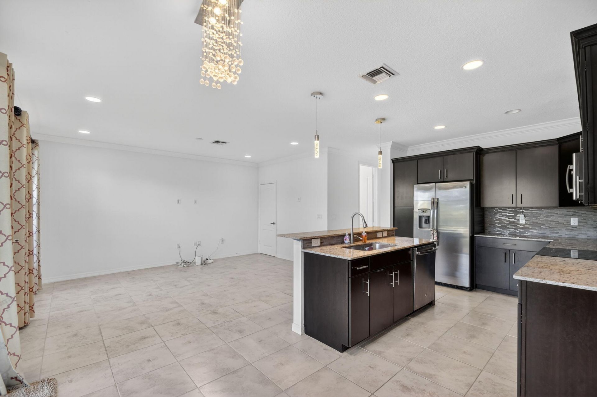 4545 Tara Cove Way, West Palm Beach, FL 33417 Photo