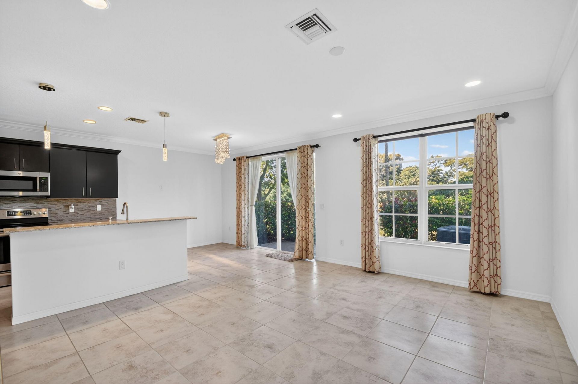 4545 Tara Cove Way, West Palm Beach, FL 33417 Photo