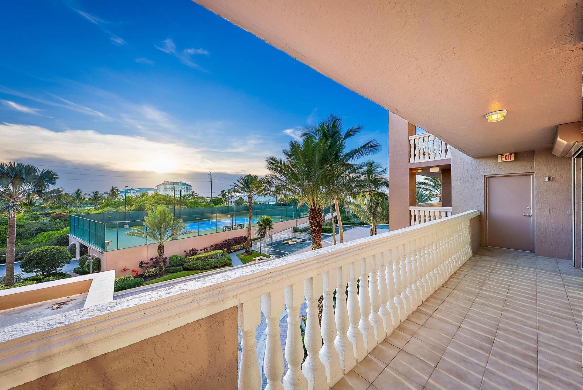 700 Ocean Royale, Unit 302, Juno Beach, FL 33408 Photo