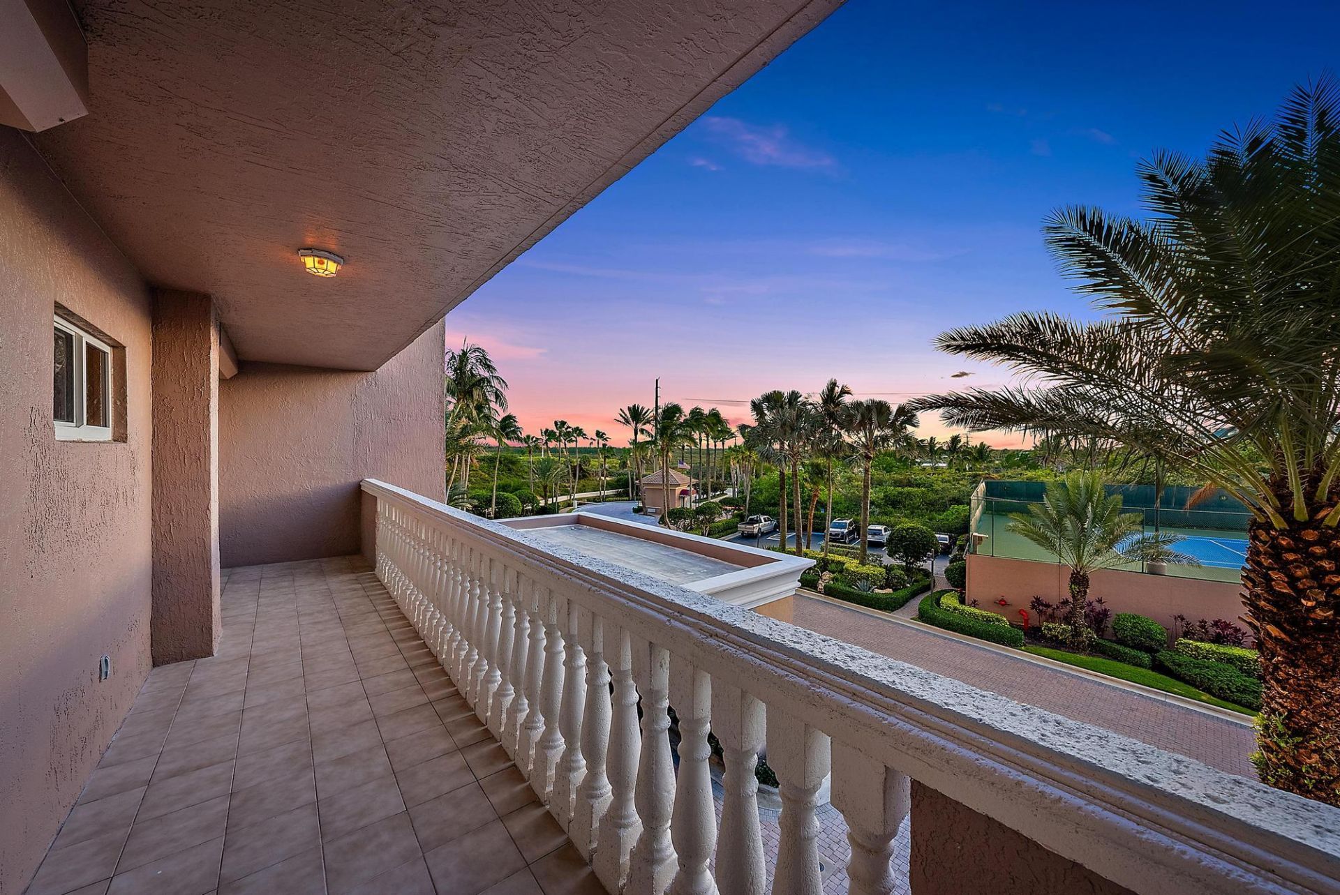 700 Ocean Royale, Unit 302, Juno Beach, FL 33408 Photo