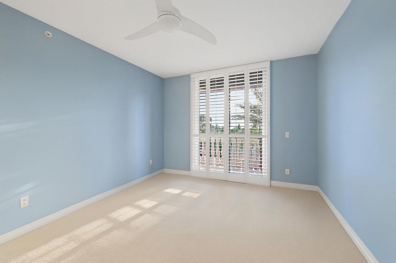 700 Ocean Royale, Unit 302, Juno Beach, FL 33408 Photo