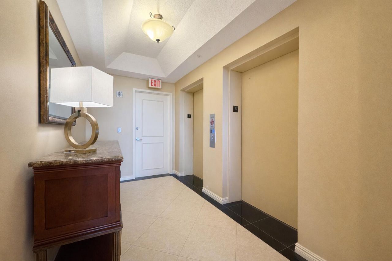 700 Ocean Royale, Unit 302, Juno Beach, FL 33408 Photo