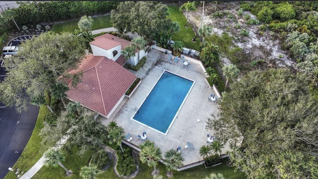 703 Sea Oats Drive, Unit C-4, Juno Beach, FL 33408 Photo