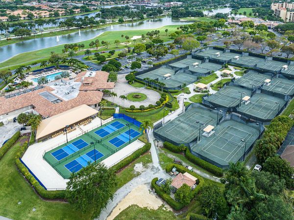 6626 Via Regina, Boca Raton, FL 33433