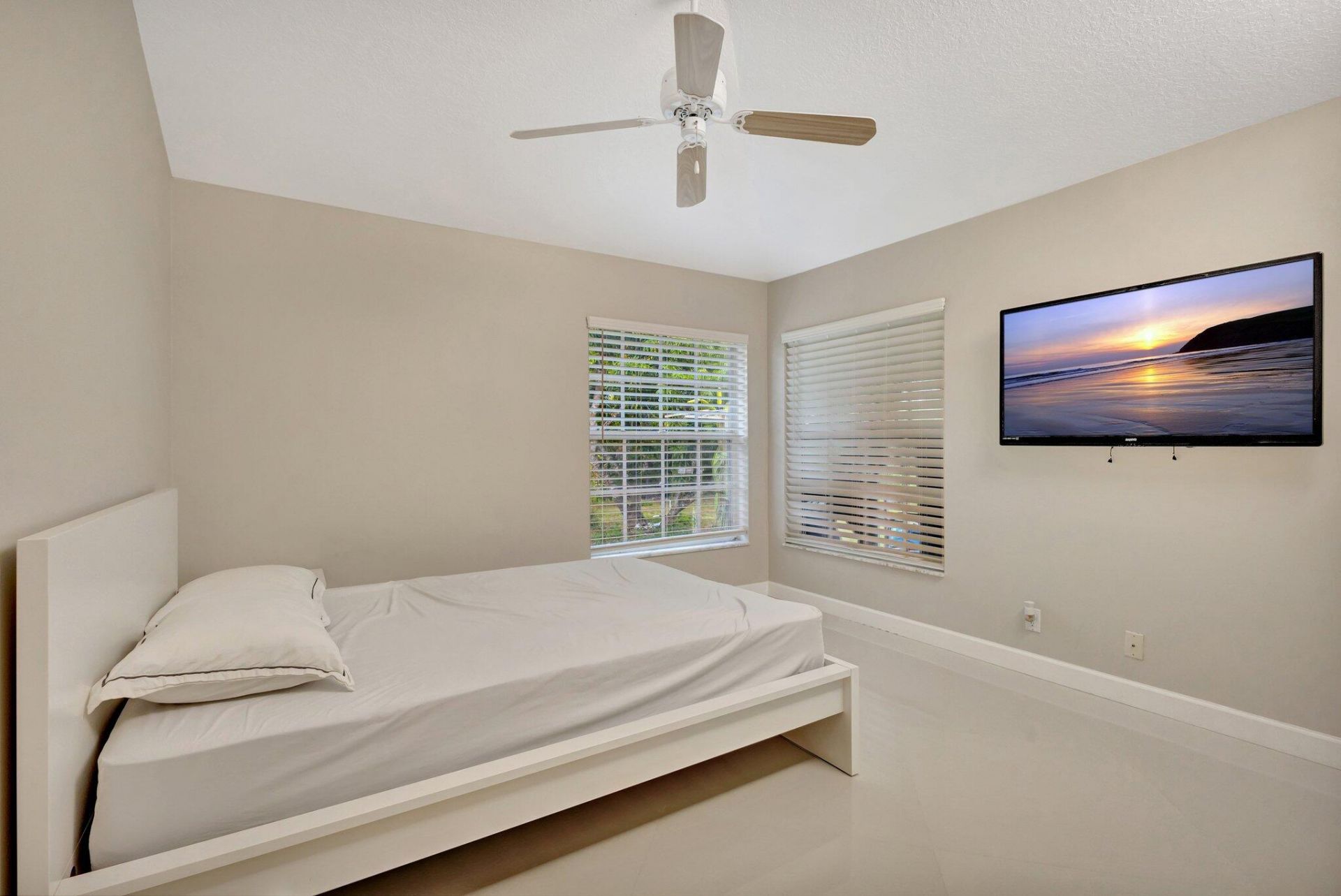 12402 83rd Lane N, The Acreage, FL 33412 Photo