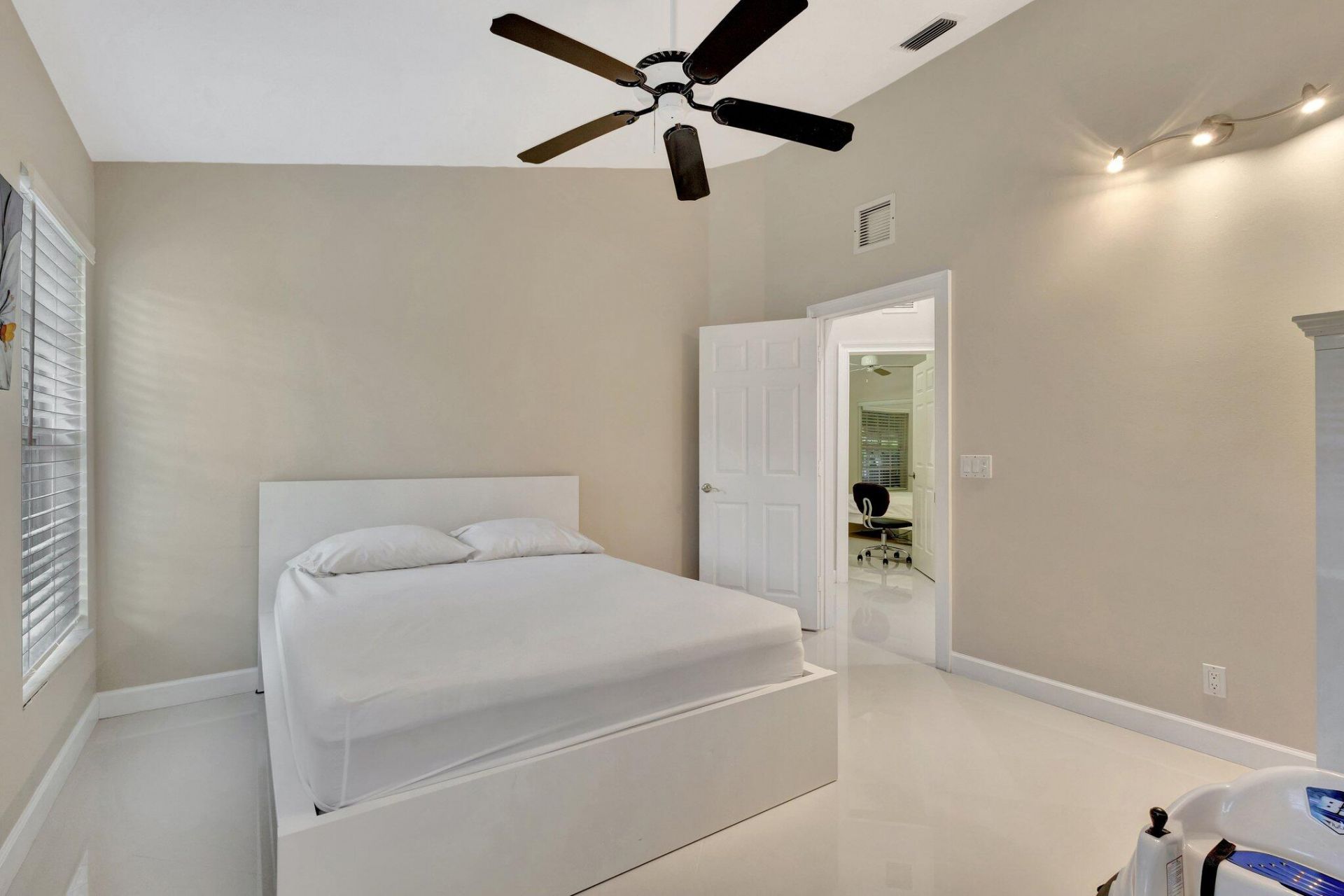 12402 83rd Lane N, The Acreage, FL 33412 Photo