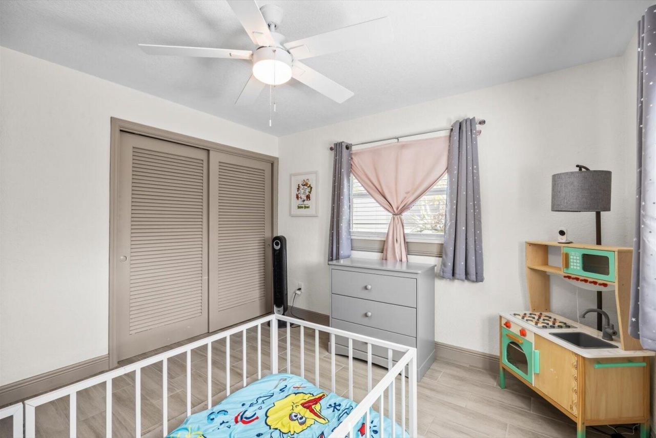 907 Antigua Avenue, Fort Pierce, FL 34982 Photo