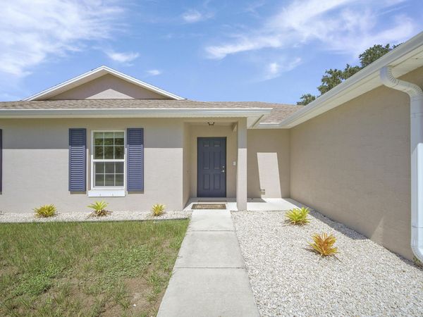 3631 SW Kromrey Street, Port Saint Lucie, FL 34953