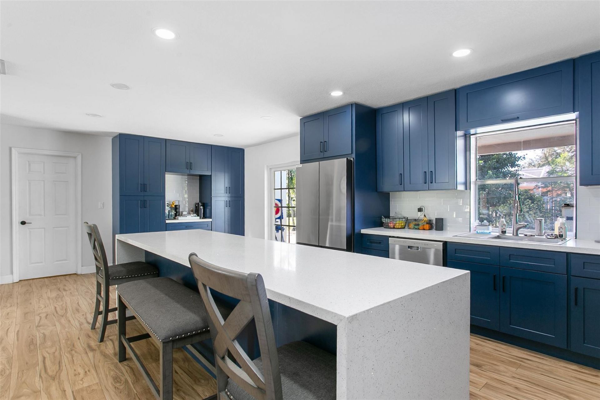 846 Ramblewood Drive, Coral Springs, FL 33071 Photo