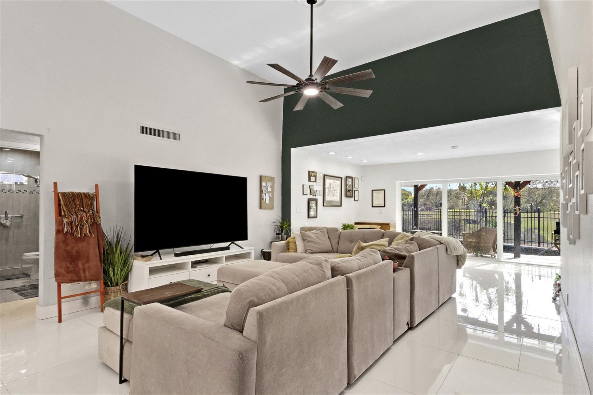 5702 Melaleuca Drive, Tamarac, FL 33319 Photo