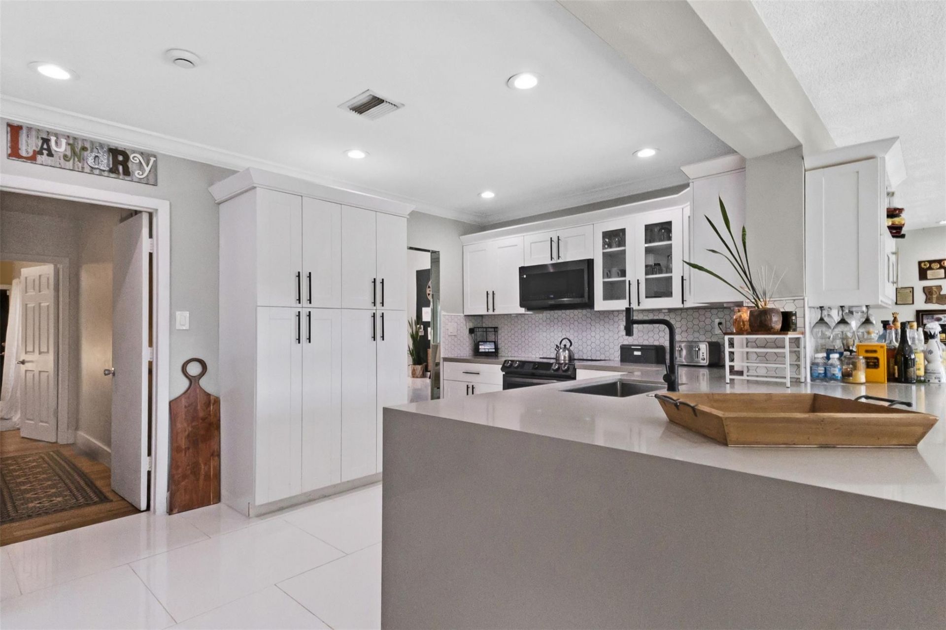 5702 Melaleuca Drive, Tamarac, FL 33319 Photo