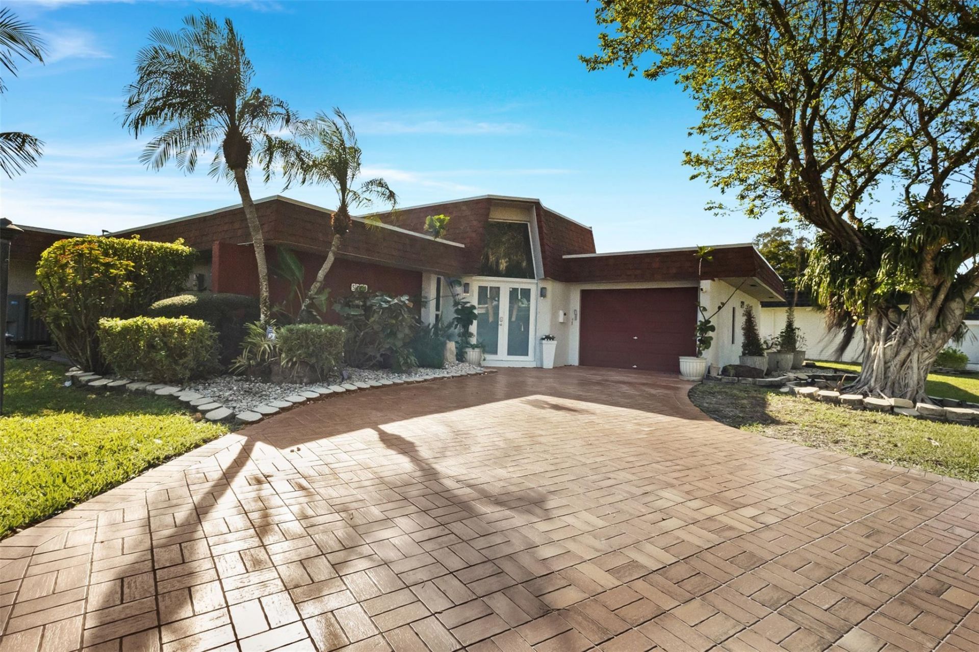 5702 Melaleuca Drive, Tamarac, FL 33319 Photo