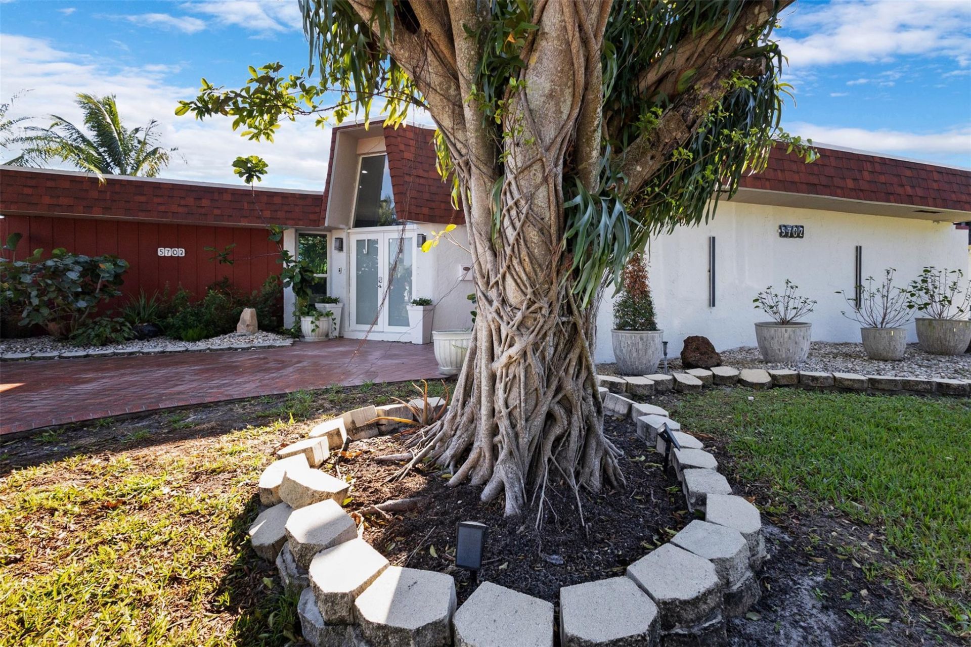 5702 Melaleuca Drive, Tamarac, FL 33319 Photo