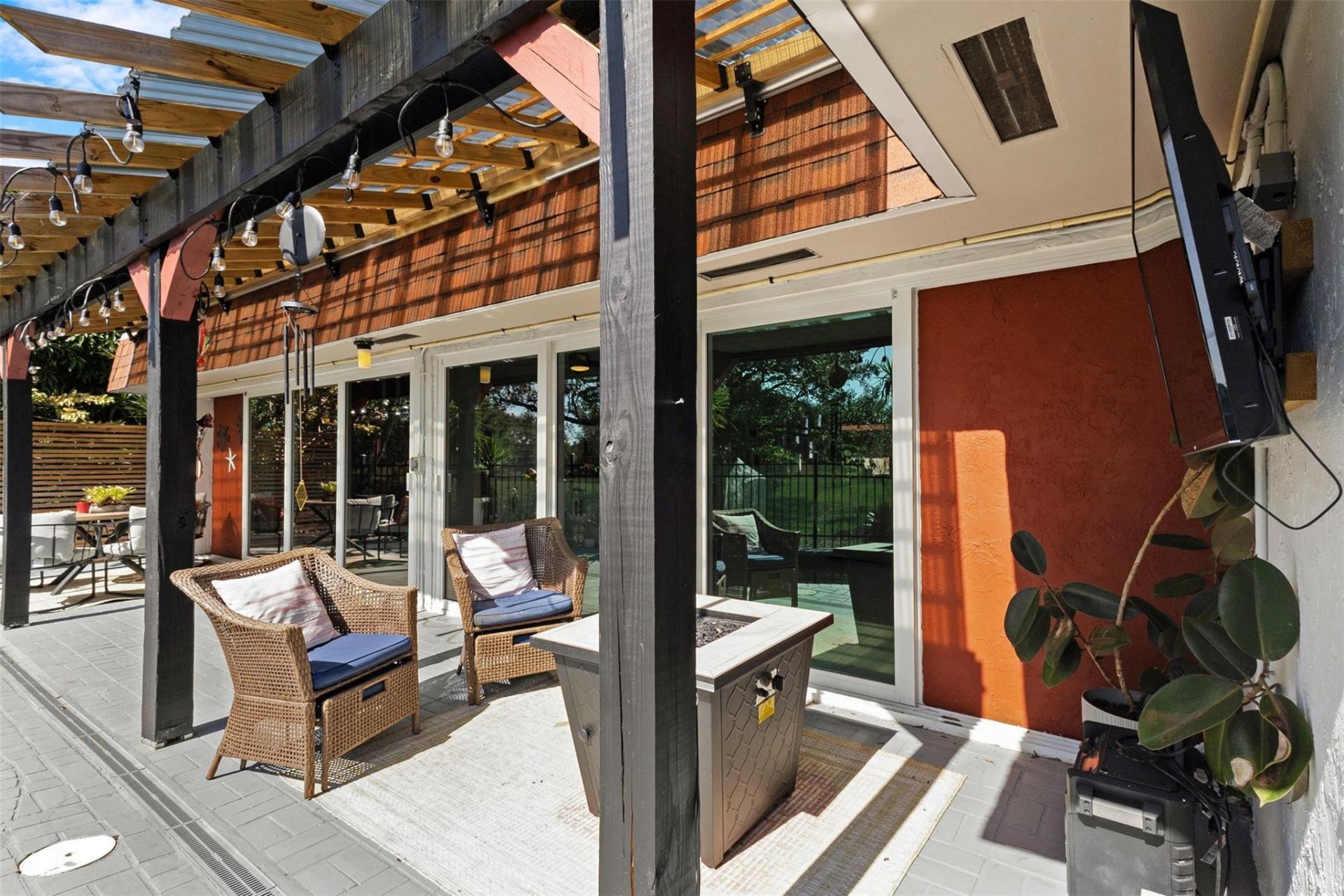 5702 Melaleuca Drive, Tamarac, FL 33319 Photo