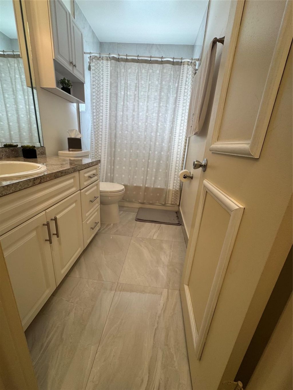 11183 NW 7th Street, Unit 202, Miami, FL 33172 Photo