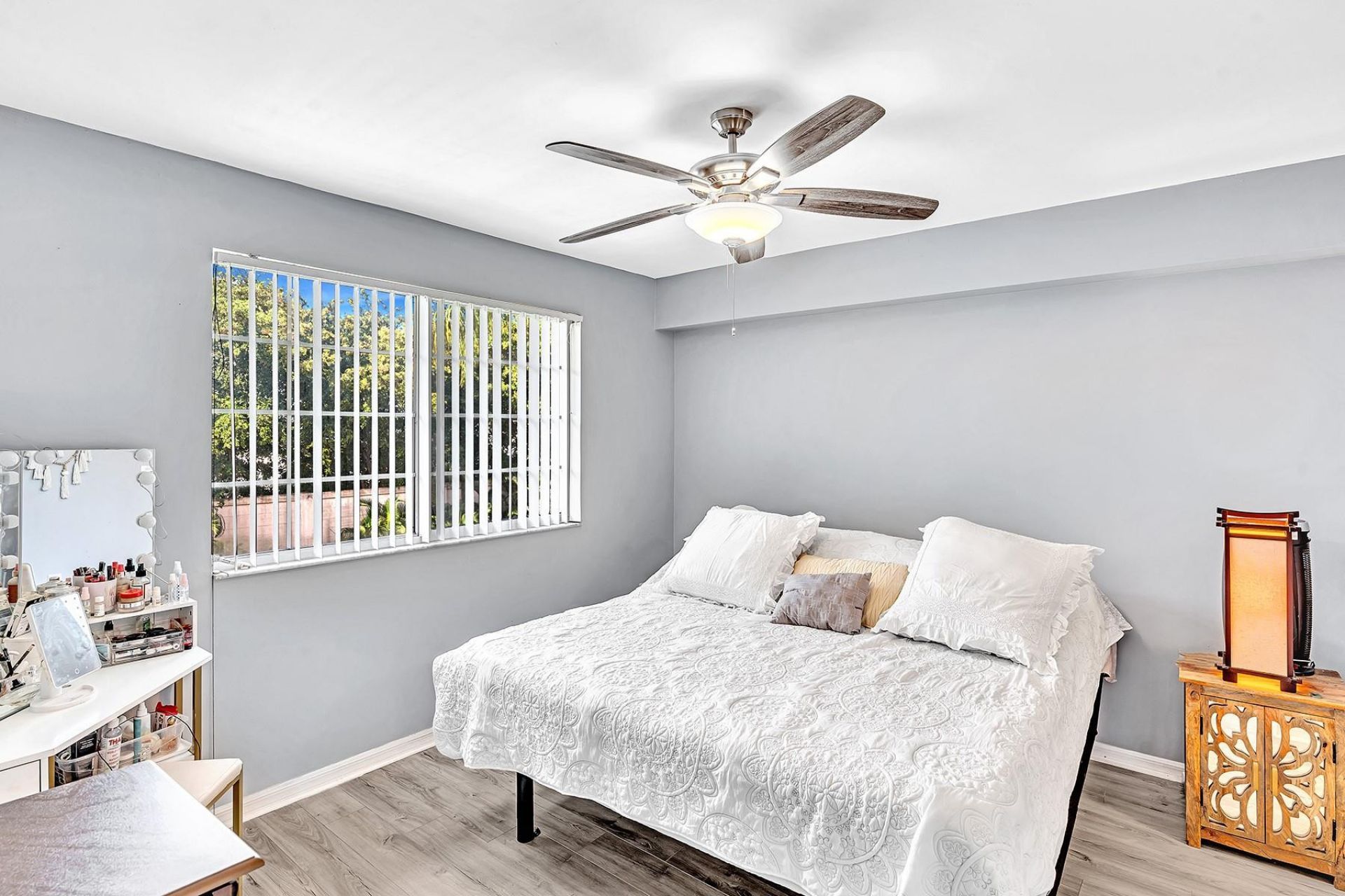 2131 SE 10th Avenue, Unit 1117, Fort Lauderdale, FL 33316 Photo