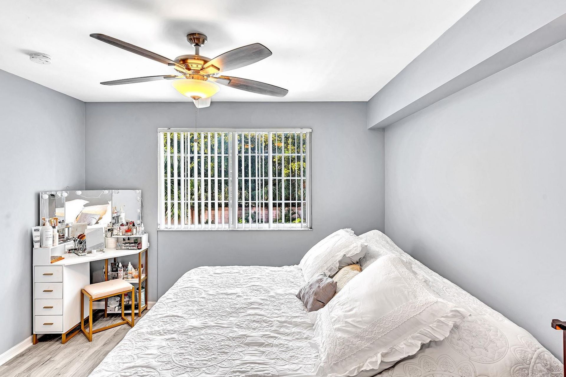 2131 SE 10th Avenue, Unit 1117, Fort Lauderdale, FL 33316 Photo