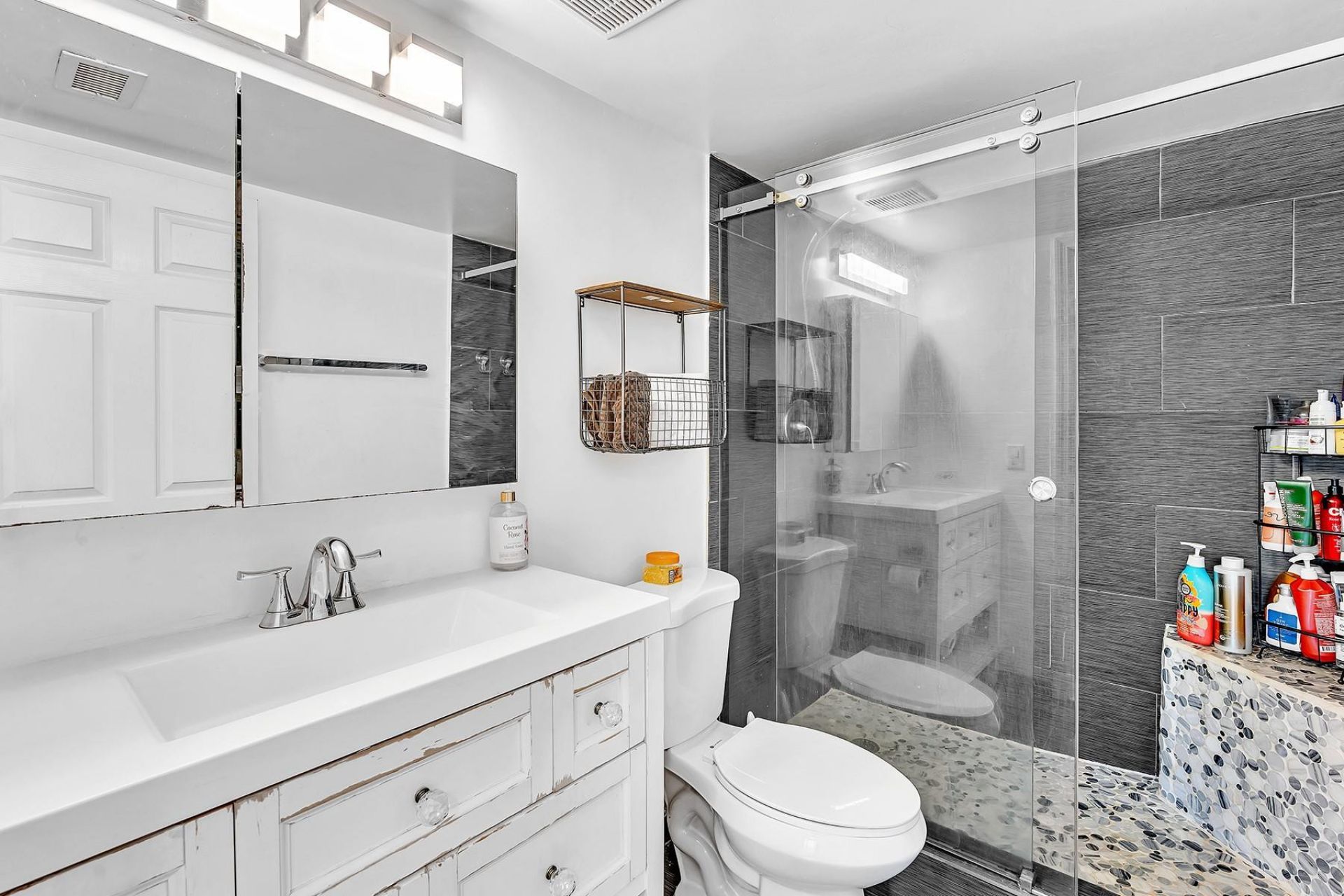 2131 SE 10th Avenue, Unit 1117, Fort Lauderdale, FL 33316 Photo