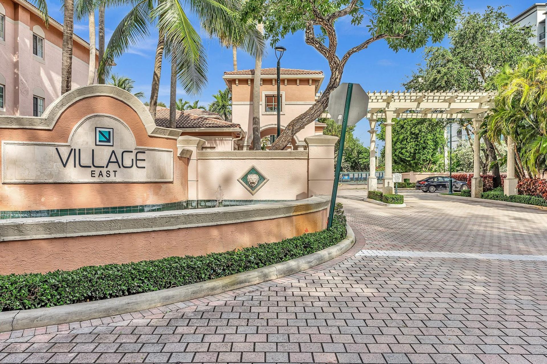 2131 SE 10th Avenue, Unit 1117, Fort Lauderdale, FL 33316 Photo