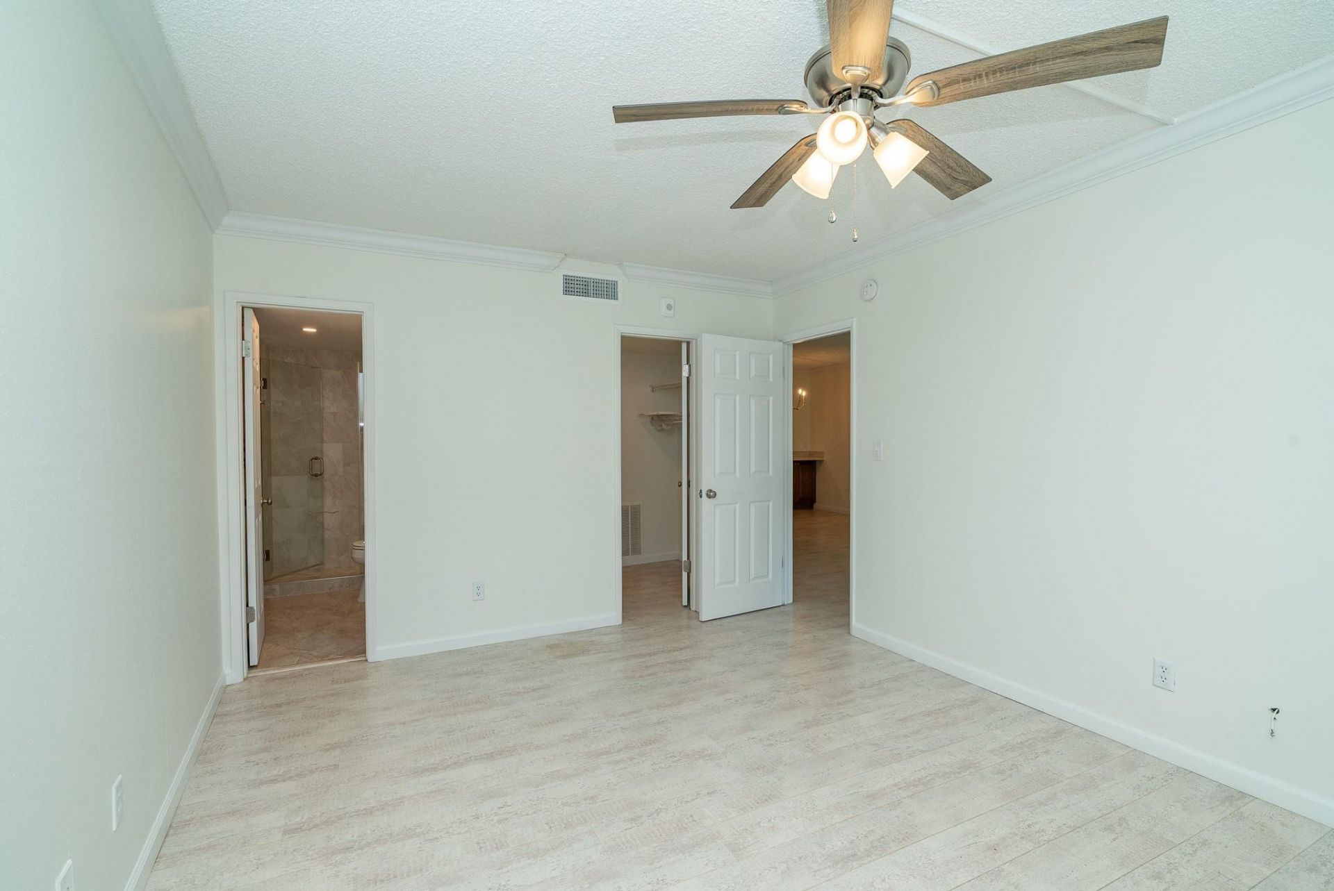 2731 NE 14th Street Causeway, Unit 208, Pompano Beach, FL 33062 Photo