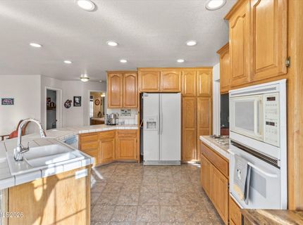 1326 Santa Cruz Drive, Minden, NV 89423 Photo