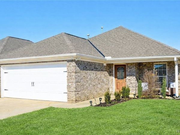 128 Roscommon Rd, Tuscaloosa, AL 35405