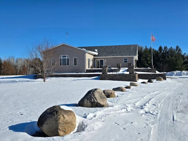 1500 Olympic Street, Braham, MN 55006