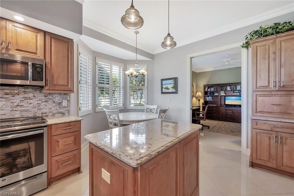 848 Regency Reserve Ct, Unit 2, Naples, FL 34119 Photo