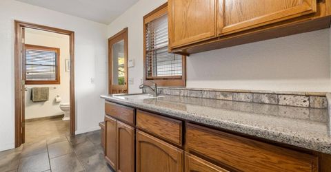 19909 E. Comstock Rd, Linden, CA 95236 Photo