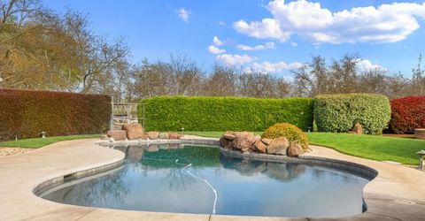 19909 E. Comstock Rd, Linden, CA 95236 Photo