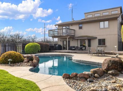19909 E. Comstock Rd, Linden, CA 95236 Photo