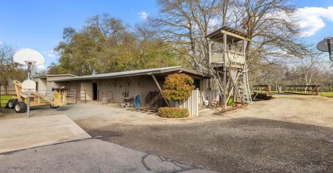19909 E. Comstock Rd, Linden, CA 95236 Photo