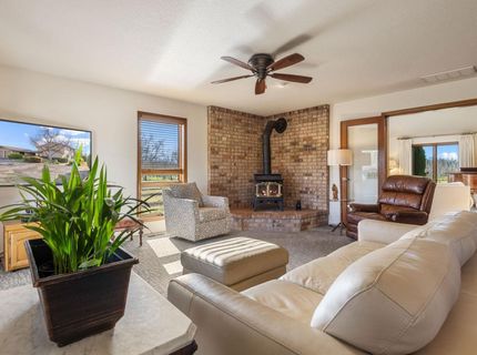 19909 E. Comstock Rd, Linden, CA 95236 Photo