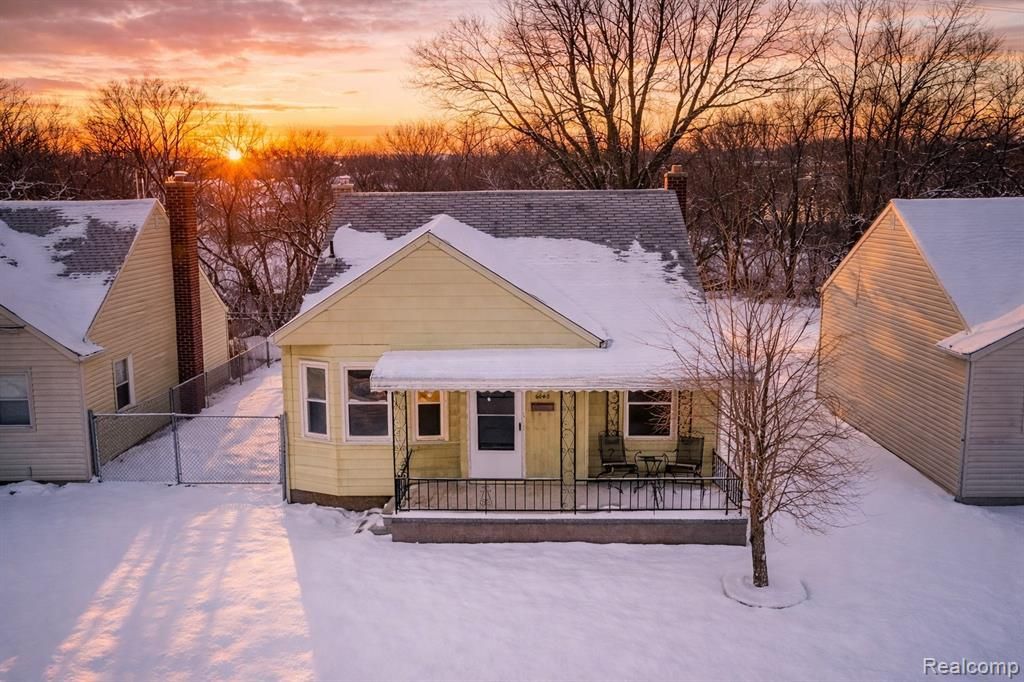 6042 Banner Street, Taylor, MI 48180 Main Photo