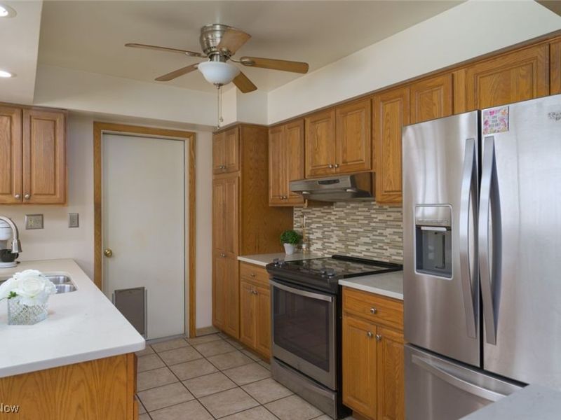 850 Marilyn Drive, Kent, OH 44240 Photo 13