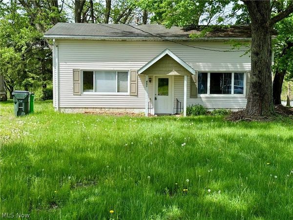 851 Cleveland Avenue, Orrville, OH 44667
