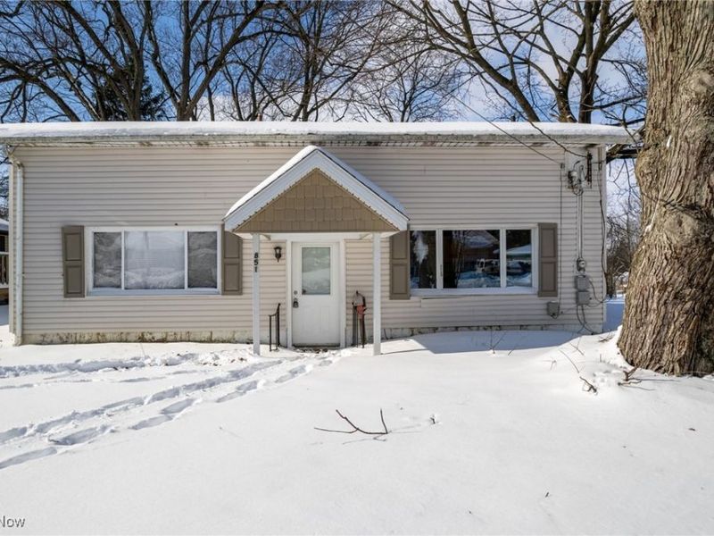 851 Cleveland Avenue, Orrville, OH 44667 Photo 2