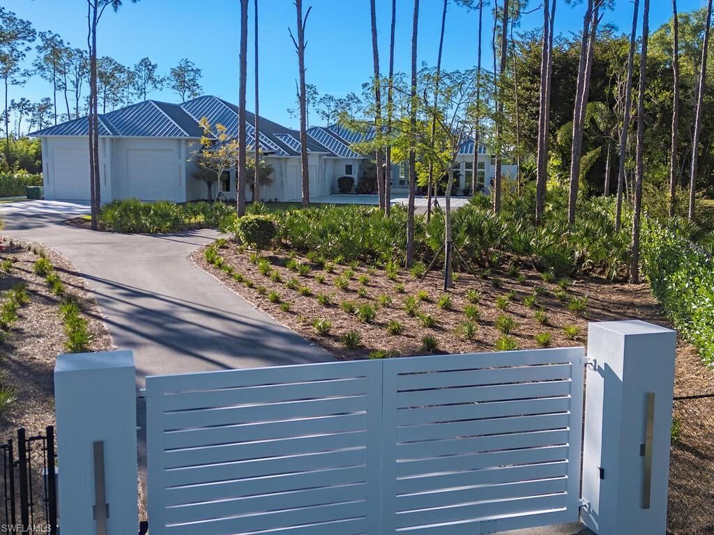 6824 Sable Ridge Ln, Naples, FL 34109 Photo