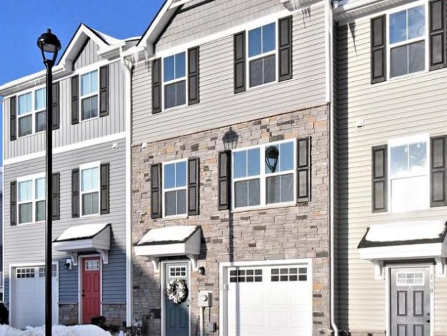 112 Van Fleet Circle, Pottstown, PA 19464 Main Photo