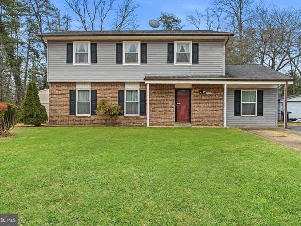 644 UNIVERSITY DRIVE, WALDORF, MD 20602