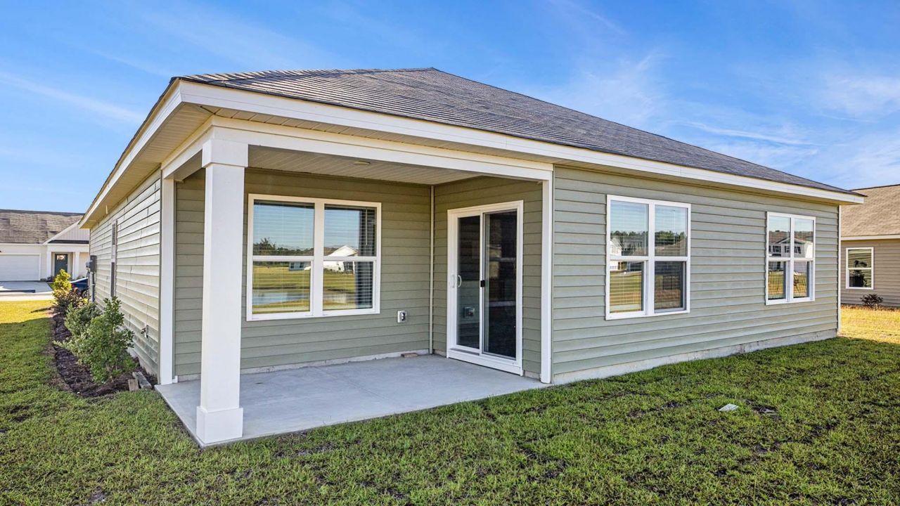 124 Grazing St Photo 2