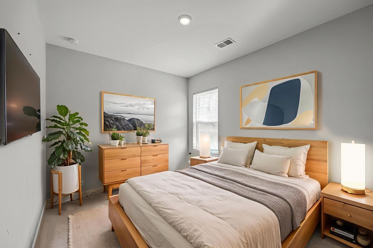 212 Clearblue Lp Photo 25