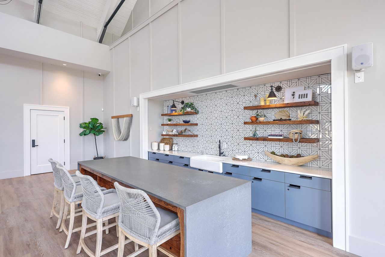 212 Clearblue Lp Photo 35